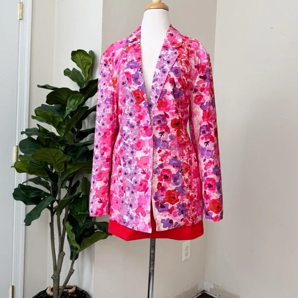 Pink floral blazer - Picture 2 of 15